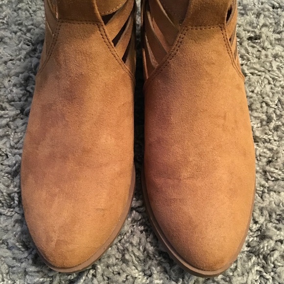 American Eagle booties - Picture 3 of 7